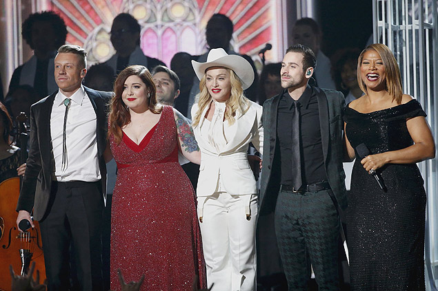 Macklemore, Mary Lambert, Madonna, Ryan Lewis e Queen Latifah durante apresentao no Grammy
