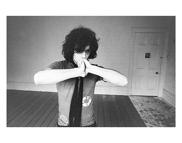 Syd Barrett na foto intitulada "Indecision", do fotgrafo Mick Rock, em 1969