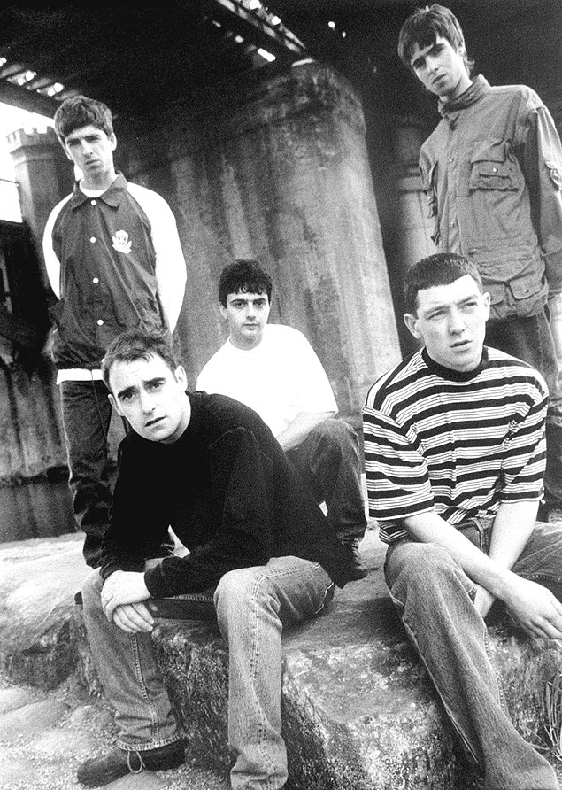 A banda Oasis em imagem da dcada de 1990, quando ainda estava no incio da carreira