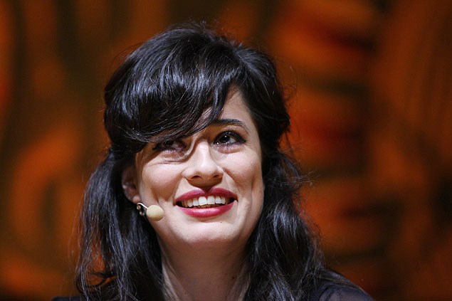 A escritora argentina Pola Oloixarac na Flip em 2011