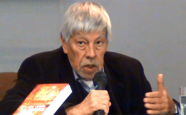 O filsofo e semilogo Eliseo Vern, em palestra em agosto de 2013