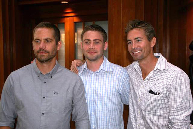 Os irmos Paul (esq.) e Cody Walker (centro); Cody e Caleb sero dubls do ator em 'Velozes e Furiosos 7'