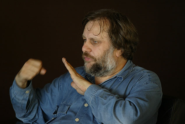 Filosofo eslovaco Slavoj iek durante visita a Folha, em 2003