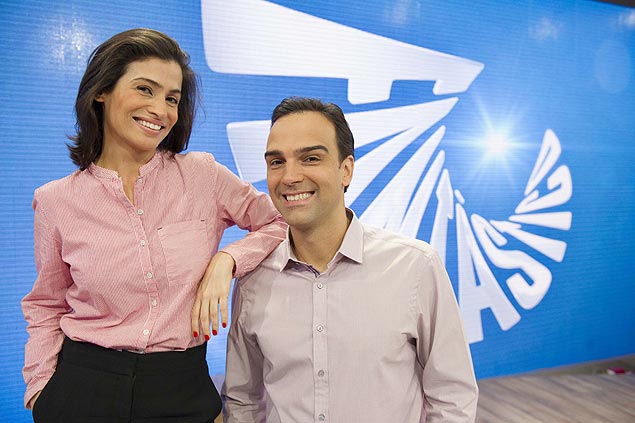 Tadeu Schmidt e Renata Vasconcelos, apresentadores do "Fantástico"