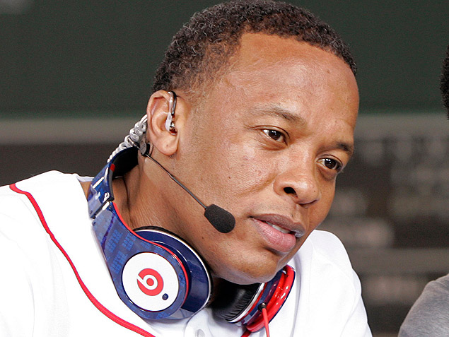 Fundador da Beats, Dr. Dre usa o fone que alavancou popularidade da marca