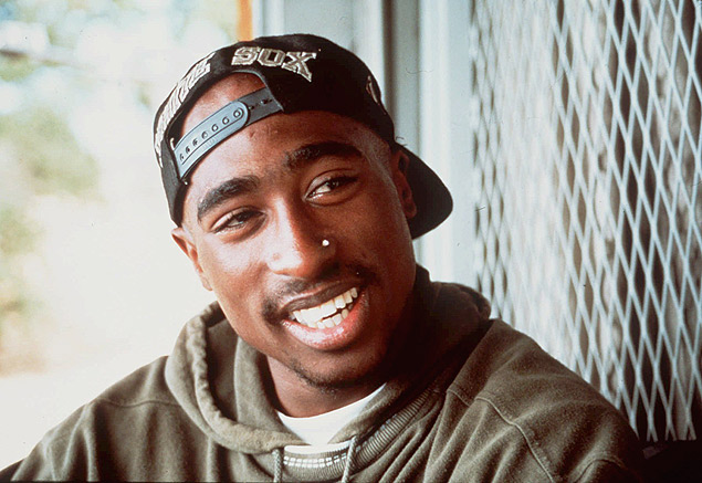FILE - This 1993 file photo originally provided by Columbia Pictures shows rap musician Tupac Shakur is shown in a scene from, "Poetic Justice." The upcoming Broadway musical inspired by Tupac Shakur songs will star Saul Williams, the poet and singer best known for the film "Slam." Producers said this week that the rest of the cast of "Holler If Ya Hear Me" will include Tonya Pinkins, Christopher Jackson, Saycon Sengbloh, Ben Thompson and John Earl Jelks. (AP Photo/Columbia Pictures, file) ORG XMIT: NYET107
