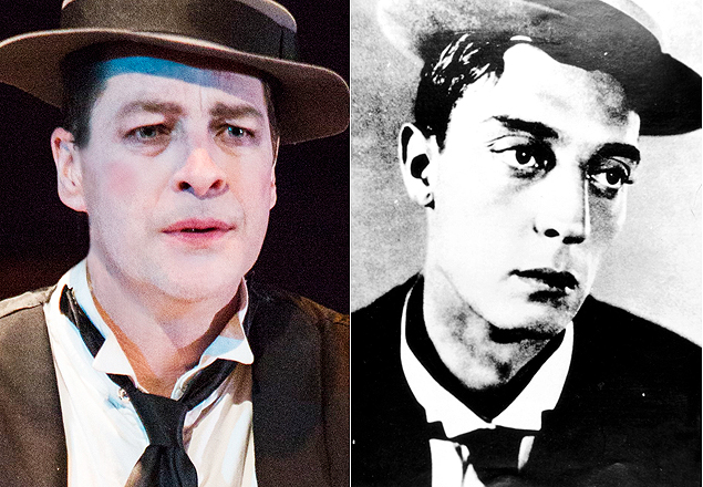 O ator French Stewart ,  esquerda, caracterizado como Buster Keaton (1895-1966),  direita