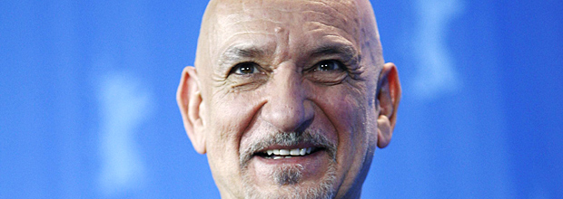 ORG XMIT: 384901_1.tif Actor Ben Kingsley poses during a photocall to present his film 'Transsiberian' running at the 58th Berlinale International Film Festival in Berlin February 9, 2008. The 58th Berlinale, one of the world's most prestigious film festivals, will run from February 7 to 17 in the German capital. REUTERS/Johannes Eisele (GERMANY) 