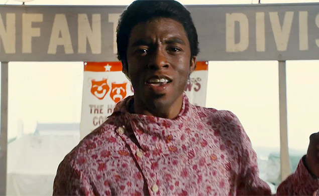 Chadwick Boseman interpreta James Brown na cinebiografia do cantor americano