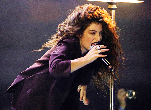 Lorde durante show em Toronto, Canad, em junho de 2014