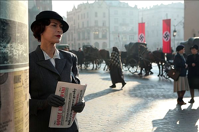 A atriz Danuta Stenka em cena de 'Katyn' (2007), do polons Andrzej Wajda 
