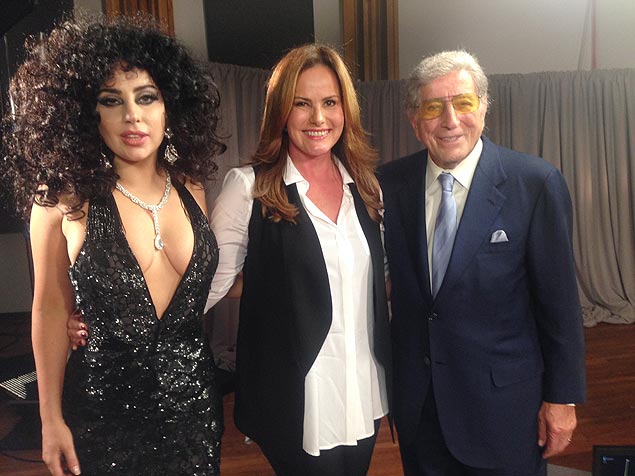 Renata Ceribelli com Tony Bennet e Lady Gaga nos bastidores da entrevista