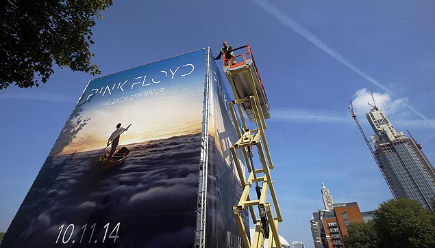 Painel de publicidade do novo lbum da banda Pink Floyd 'The Endless River', no South Bank, em Londres