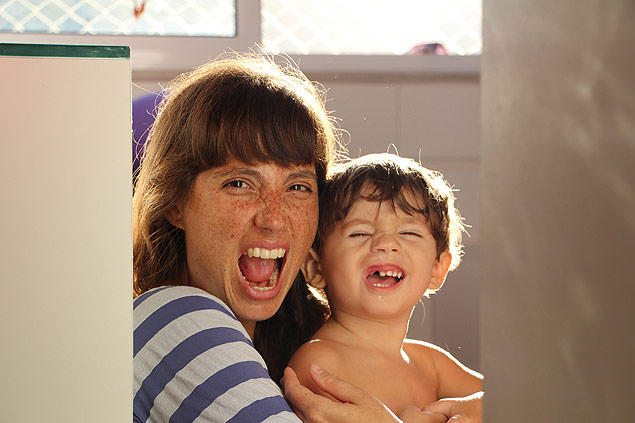 Luiza Pannunzio e seu filho Bento