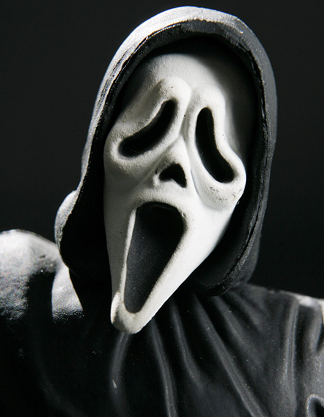 Mscara do personagem Ghostface, do filme 'Pnico', sucesso na dcada de 1990