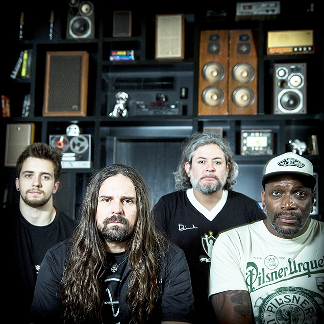 A banda Sepultura, que completa 30 anos, em foto de novembro
