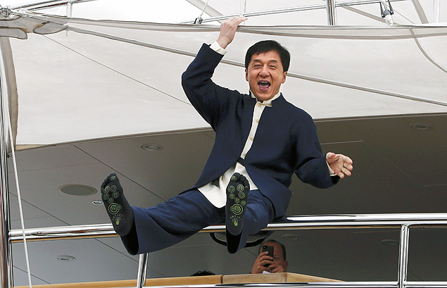 O ator Jackie Chan durante a divulgação do filme "Skiptrace" em Cannes