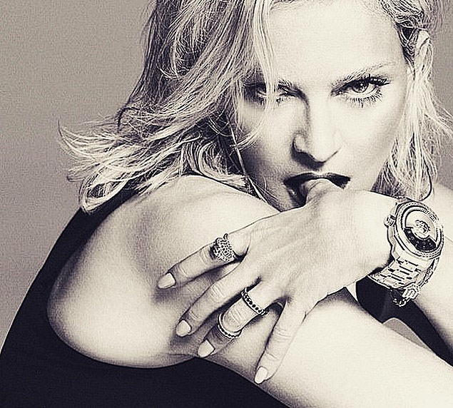 A cantora Madonna criticou no Instagram o vazamento de seu novo álbum