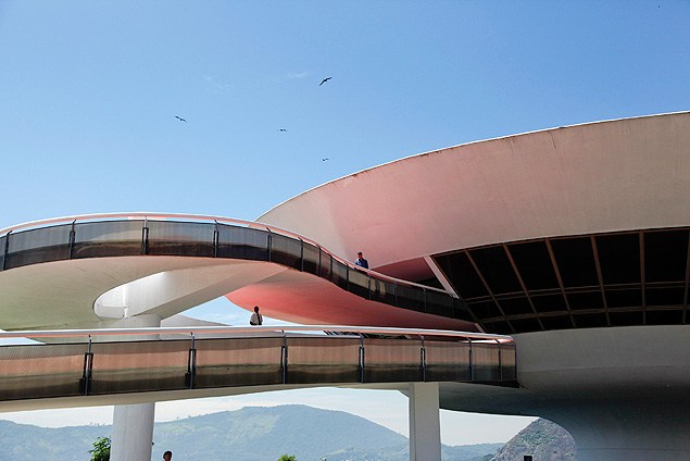 Museu de Arte Contempornea, obra de Oscar Niemeyer em Niteri, foi tombado pelo Iphan