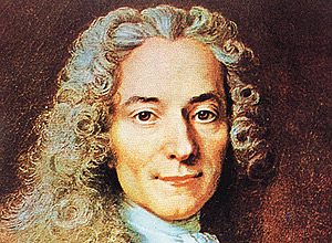 O escritor francs Voltaire, retratado por Nicolas de Largilliere. (Foto: Reproduo) ***DIREITOS RESERVADOS. NO PUBLICAR SEM AUTORIZAO DO DETENTOR DOS DIREITOS AUTORAIS E DE IMAGEM*** 