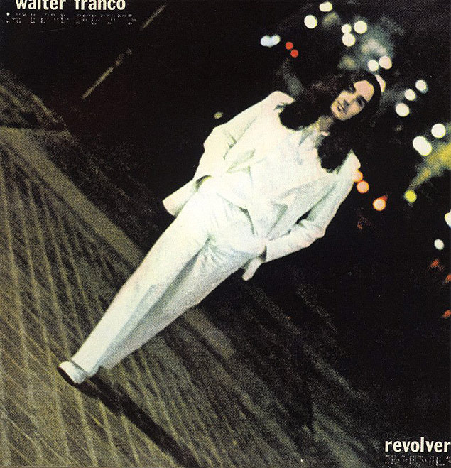 Capa do disco "Revolver" (1975), do cantor e compositor Walter Franco. 