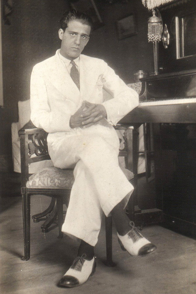 Luis Martins, autor de "Lapa" e "Noturno da Lapa", em 1936. 