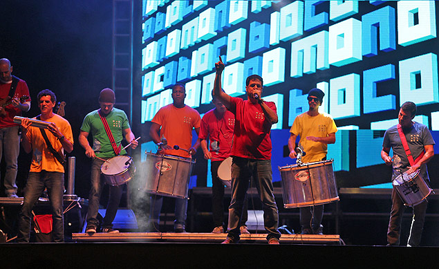Show da banda Monobloco no palco Jlio Prestes, que abriu a Virada Cultural 