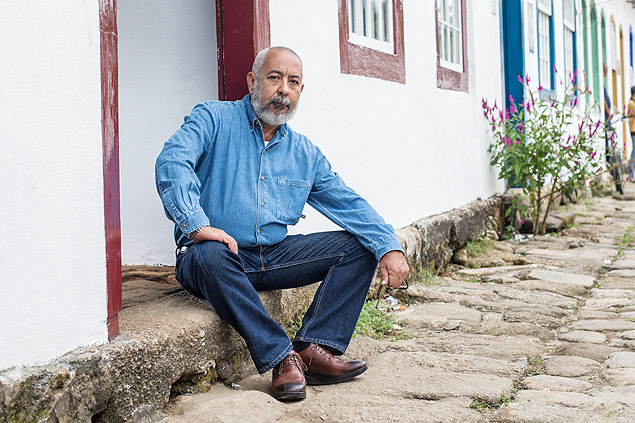 O escritor cubano Leonardo Padura no segundo dia da Flip 2015