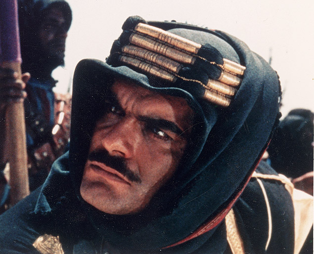 Omar Sharif em cena do filme 'Lawrence da Arbia,' em 1962