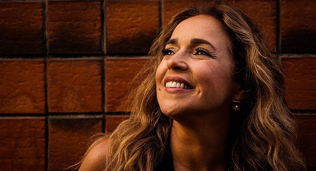 SAO PAULO, SP, BRASIL, 16-07-2015, 17h03: Retrato da cantora Daniela Mercury, em So Paulo. Nos 30 anos do genero, Daniela entra na onda do 