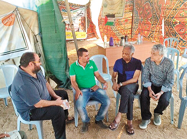 ONG recebe Gil e Caetano em Susiya, no sul da Cisjordânia