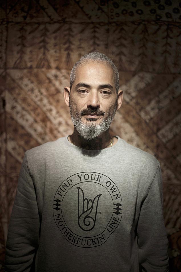 O tatuador Jun Matsui, tema de documentrio dirigido por Andre Ferezini