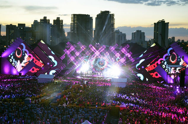 Palco do festival Villa Mix em Goinia em 2014; evento atraiu 60 mil pessoas