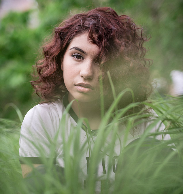 FILE -- Canadian musician Alessia Cara at the High Line in New York, May 16, 2015. A wave of female rebellion is swelling anew, most notably in the pseudo-goth pop of Halsey and the shy soul of Alessia Cara, but also among teen and just-post-teen singers finding glossy ways to express unglossy feelings. (Chad Batka/The New York Times)