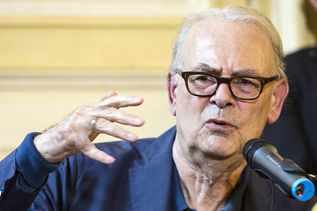 (141009) -- PARIS, octubre 9, 2014 (Xinhua) -- El autor francs Patrick Modiano, participa en una conferencia de prensa, en Pars, Francia, el 9 de octubre de 2014. Patrick Modiano, gan el jueves el Premio Nobel 2014 de Literatura. (Xinhua/Jos Rodrguez) (ah) (fnc)