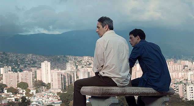 Armando (Alfredo Castro) e Elder (Luis Silva) so parceiros improvveis no filme 'Desde All', dirigido por Lorenzo Vigas