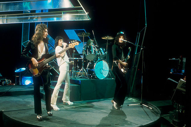 Banda Queen --- 'Ainda ouo Bohemian Rhapsody no carro', diz guitarrista do Queen