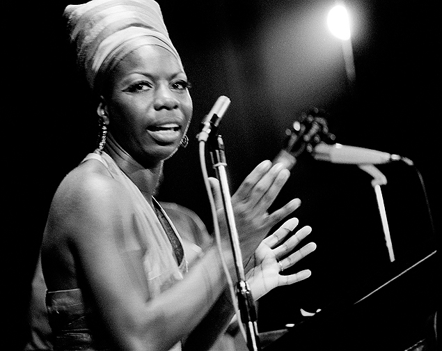 A cantora e compositora Nina Simone em show de 1969