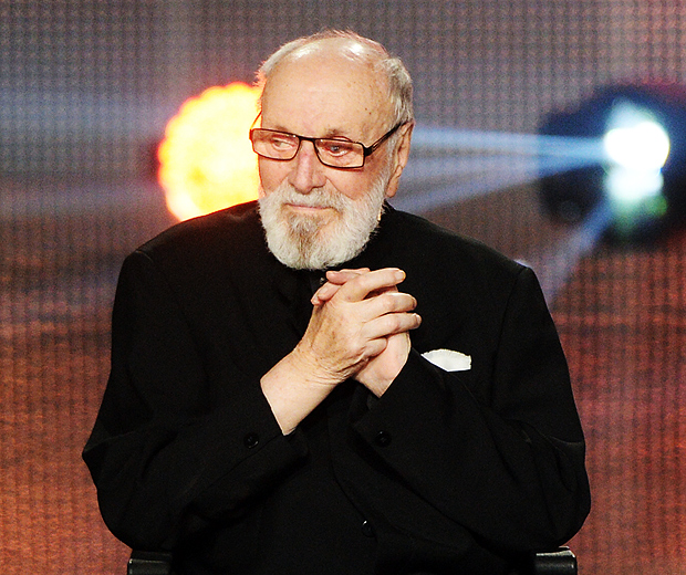 FILE - In this Oct. 10, 2014 file photo conductor Kurt Masur sits in a wheelchair as he is awarded the 