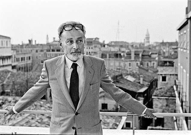 Portrait de l'ecrivain italien Primo Levi en 1980. ©Marcello Mencarini/Leemage/AFP ***DIREITOS RESERVADOS. NO PUBLICAR SEM AUTORIZAO DO DETENTOR DOS DIREITOS AUTORAIS E DE IMAGEM***