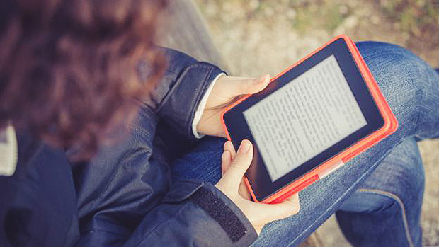  Falta de familiaridade de leitores com e-books pode explicar sucesso tambm de livros impressos 