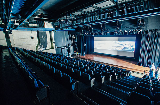 Prefeitura inicia implantação de 20 novas salas públicas de cinema SPcine