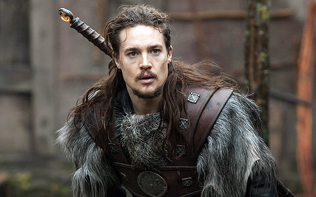 Alexander Dreymon como Uhtred em "O ltimo Reino"