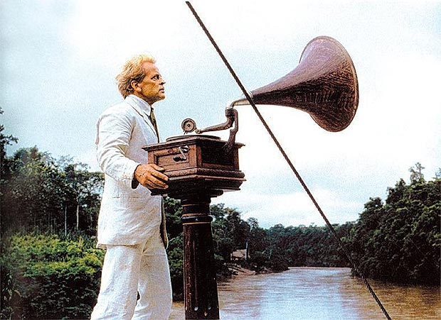O ator Klaus Kinski em cena do filme 'Fitzcarraldo', de Werner Herzog