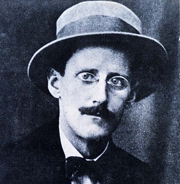 O escritor James Joyce (1882-1941), autor de 