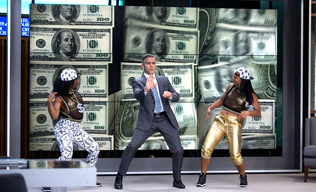 George Clooney em cena de 'Jogo do Dinheiro', dirigido por Jodie Foster
