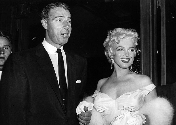 Marilyn e seu segundo marido, Joe DiMaggio, 