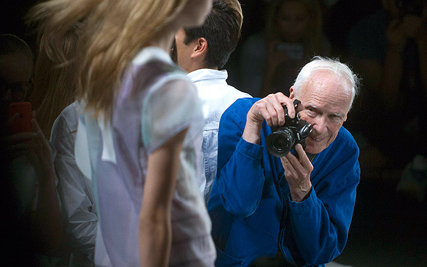 Bill Cunningham, fotgrafo do "New York Times", durante a semana de moda nova-iorquina, em 2014