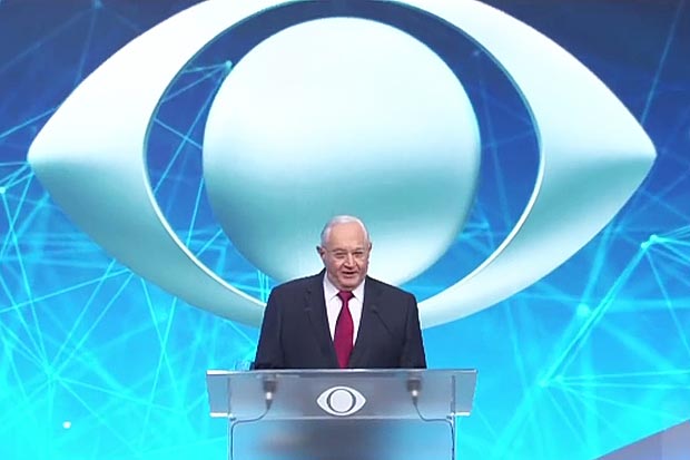 Boris Casoy durante apresentao do debate para prefeito da cidade de So Paulo 2016 no canal Bandeirantes