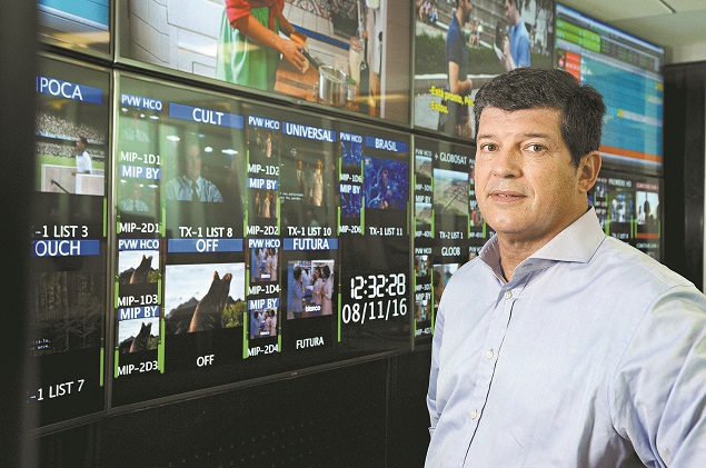 Alberto Pecegueiro, diretor-geral da Globosat, fotografado no salão principal da Globosat, na Barra